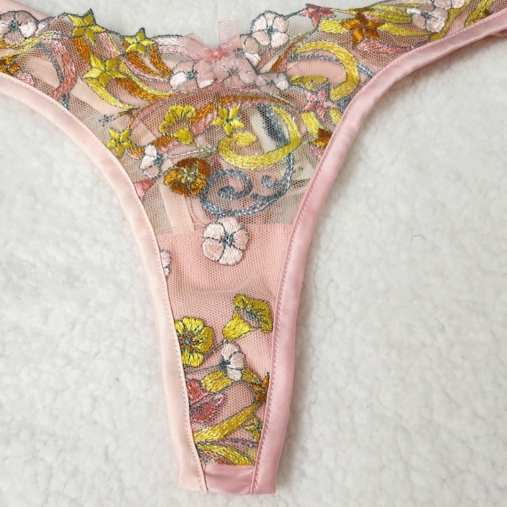 New!For Love and Lemons Swirly Star High Waist Thong Panty - Picture 8 of 12